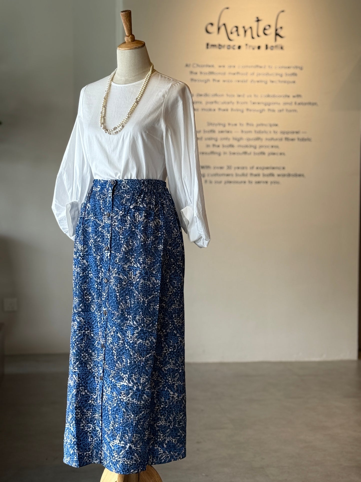 Emi Skirt 09