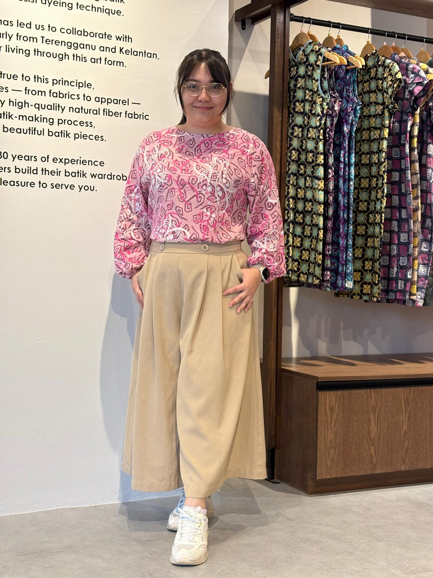 Winda Blouse 22