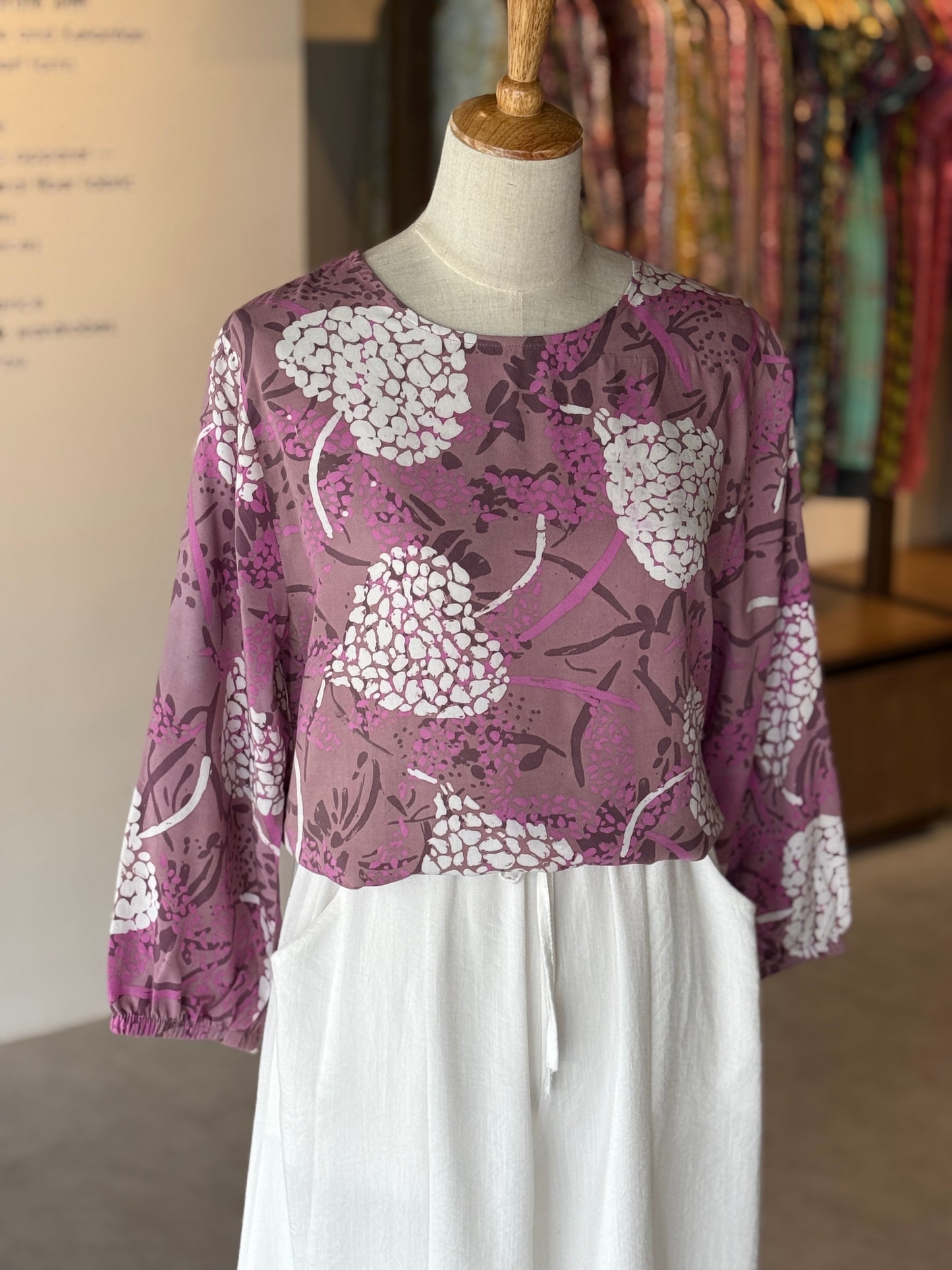 Winda Blouse 08