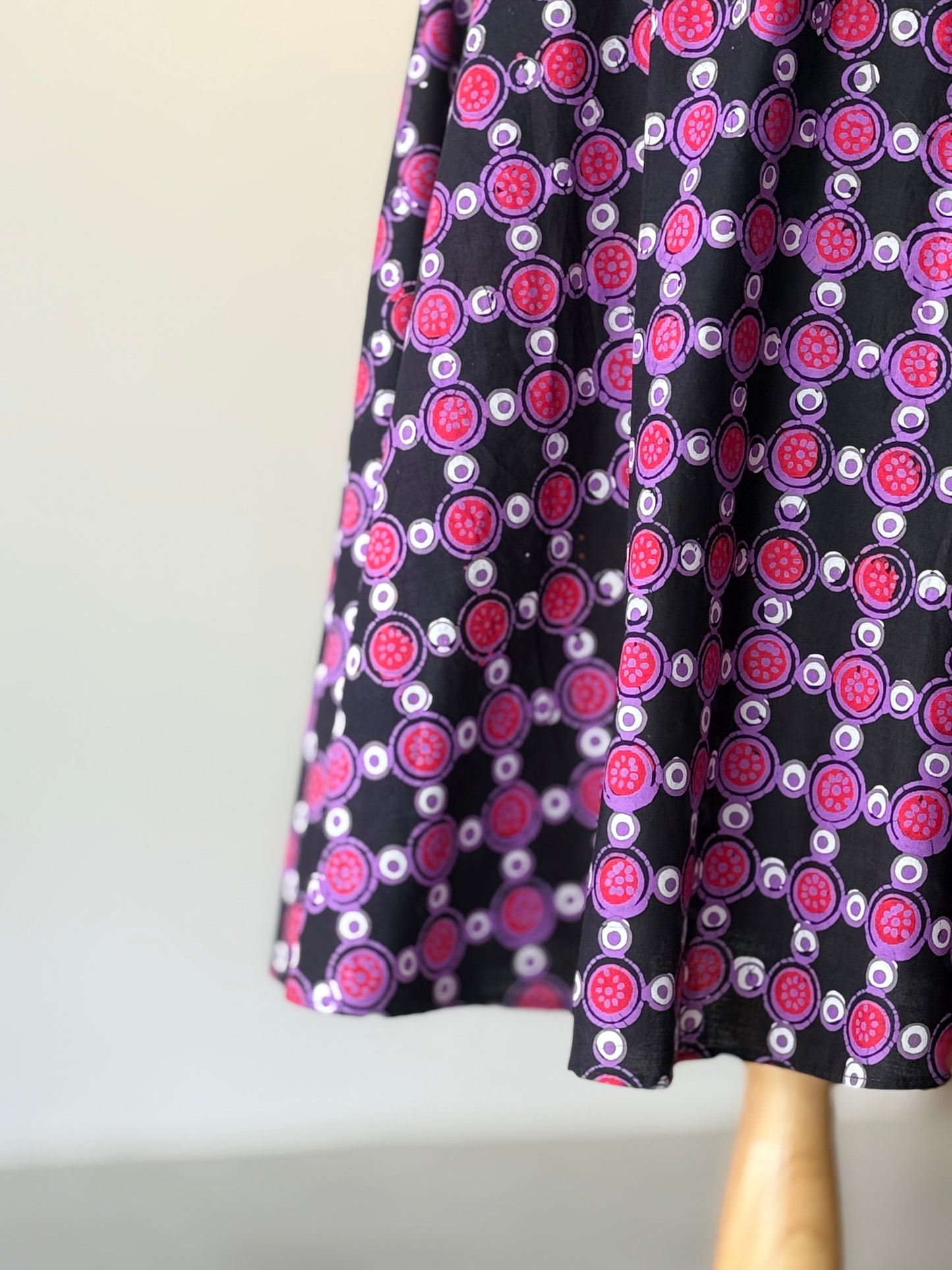 Ayu Lady Midi Wavy Skirt 13