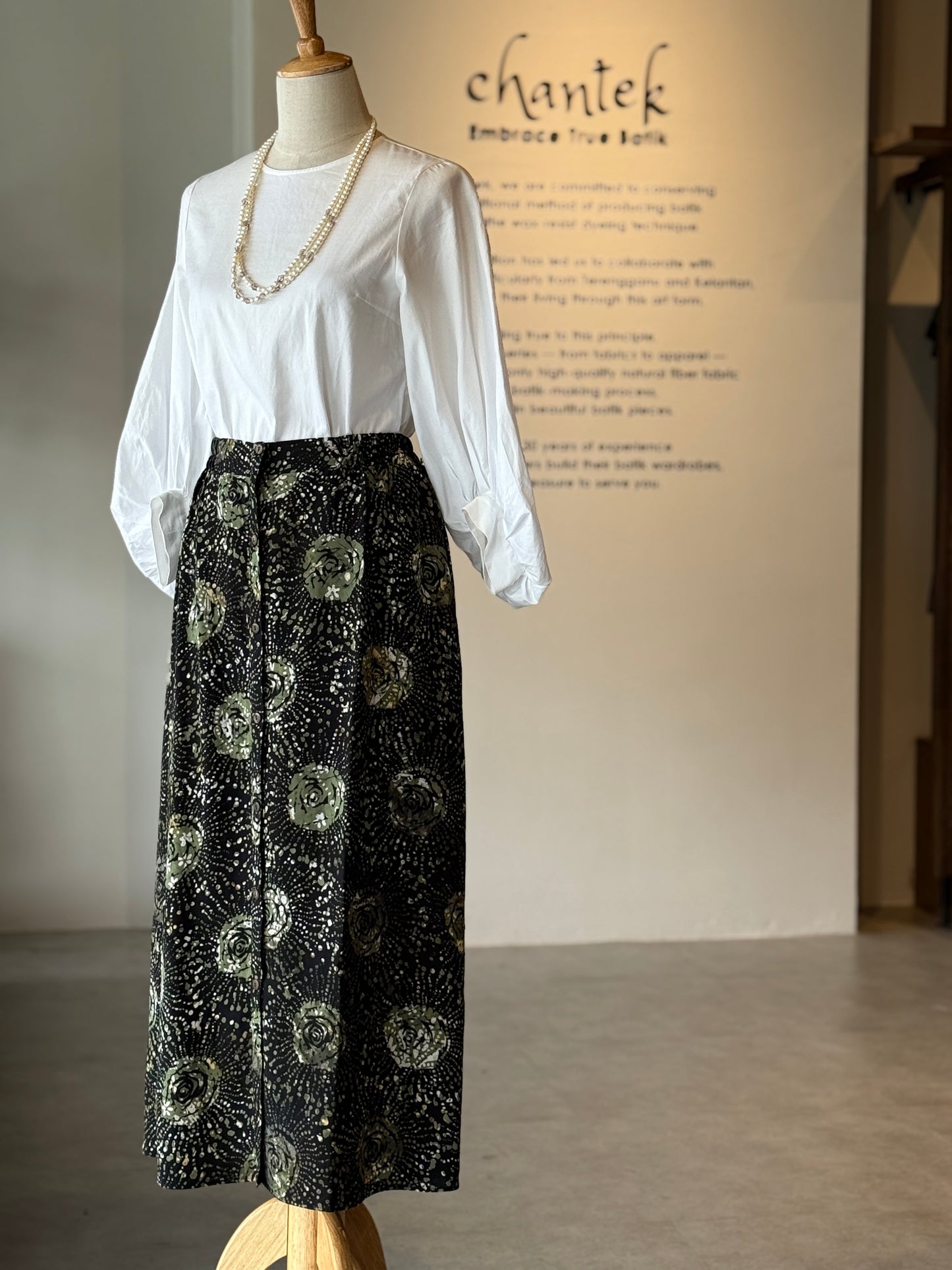 Emi Skirt 03