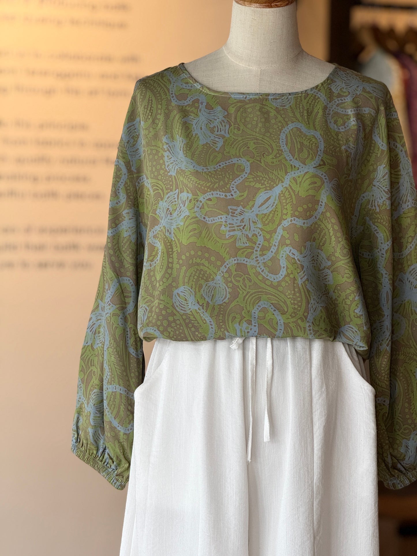 Winda Blouse 20