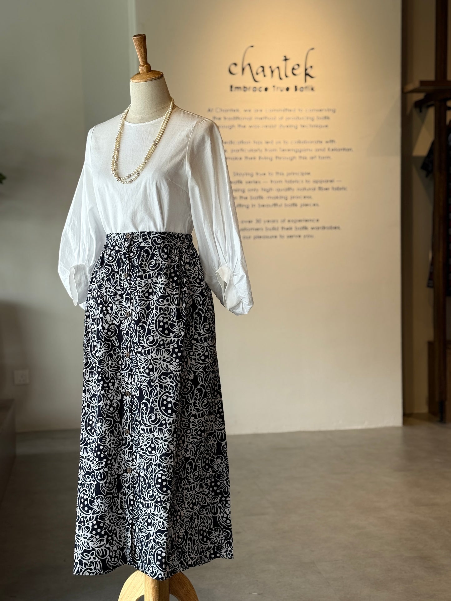 Emi Skirt 07