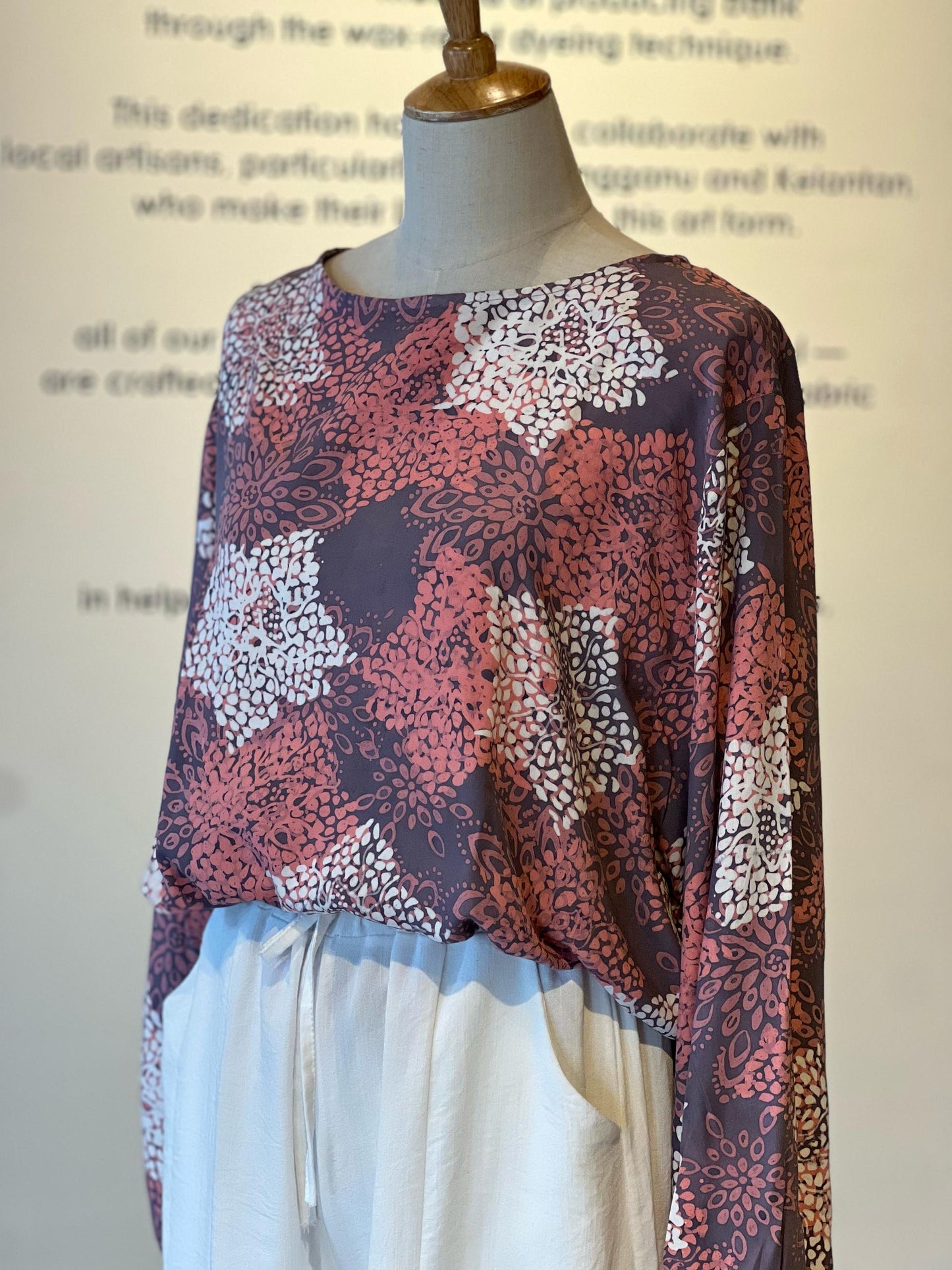 Winda Blouse 24
