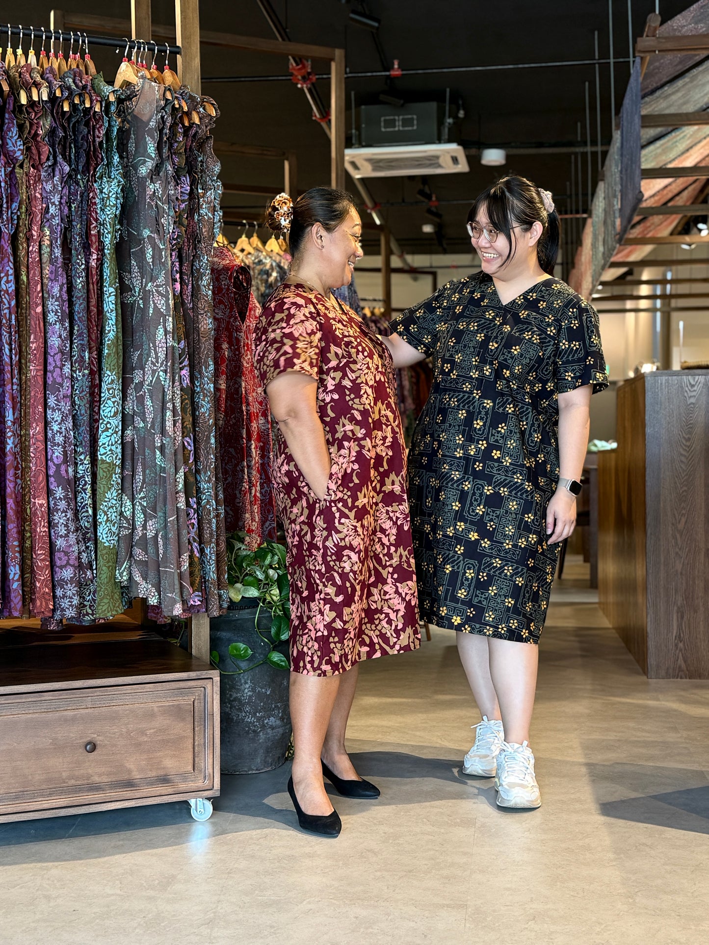 Sally Dress V-Neck Plus Size - 02