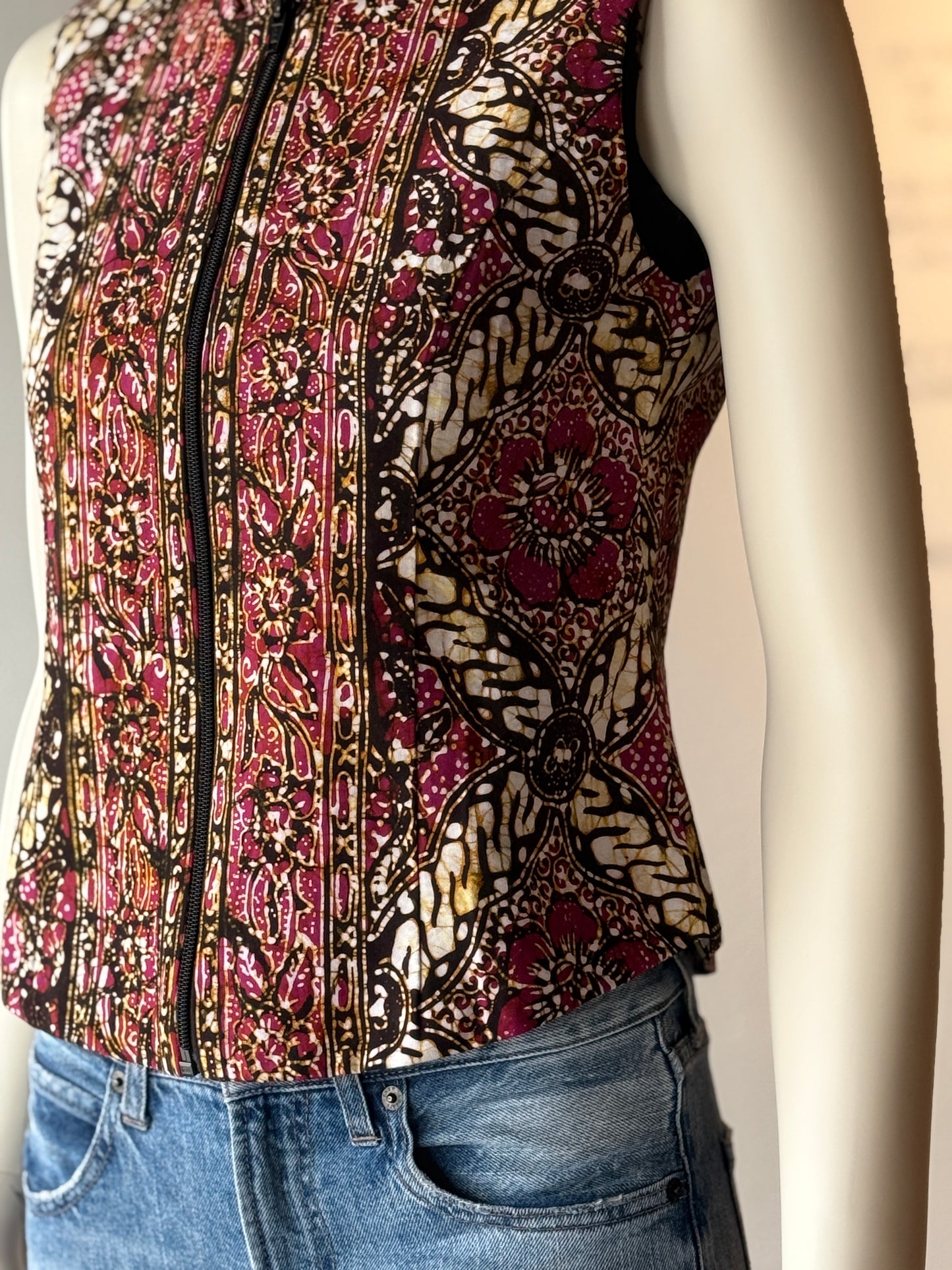 Miki Vest 11