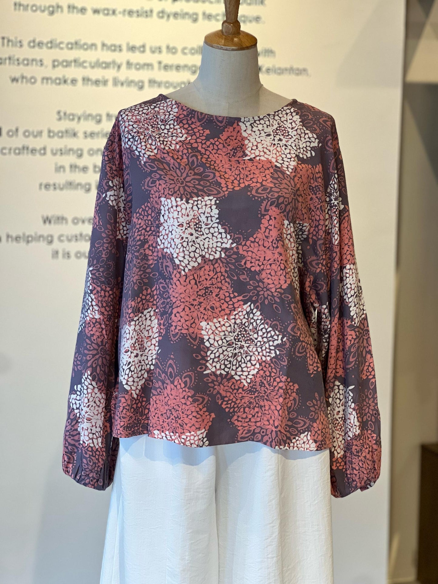 Winda Blouse 24