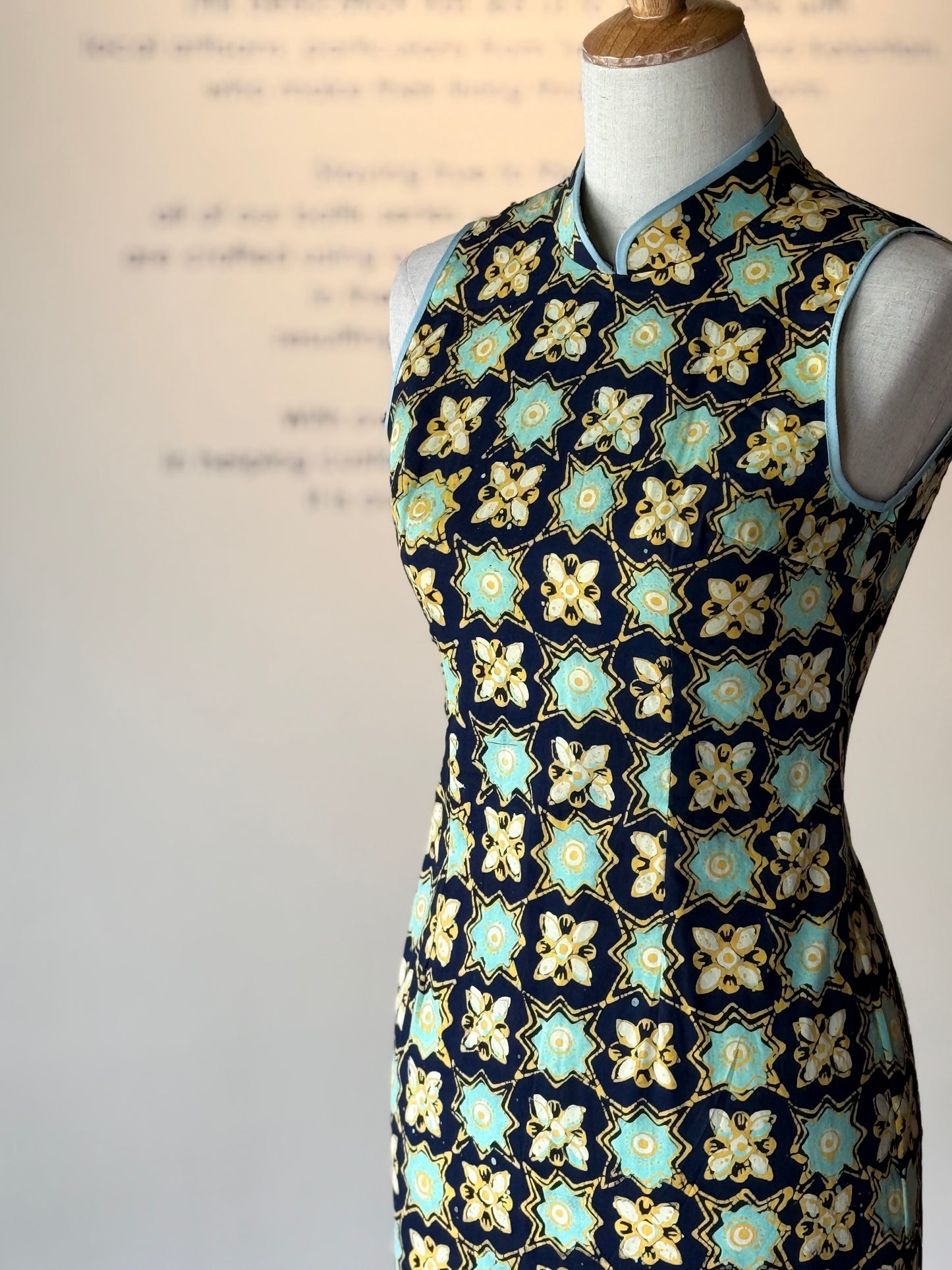 Luna Qipao Dress (sleeveless) 02