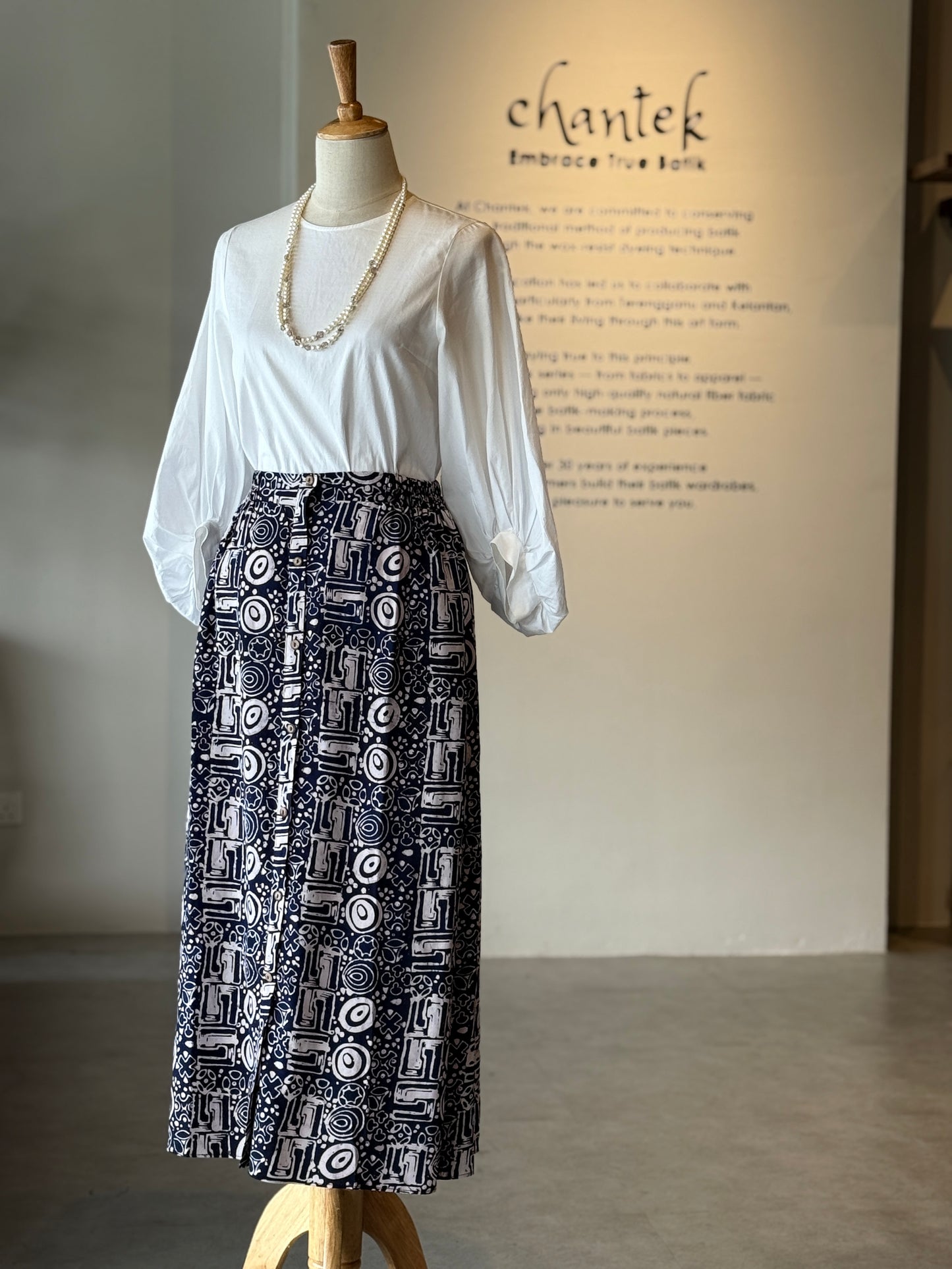 Emi Skirt 04