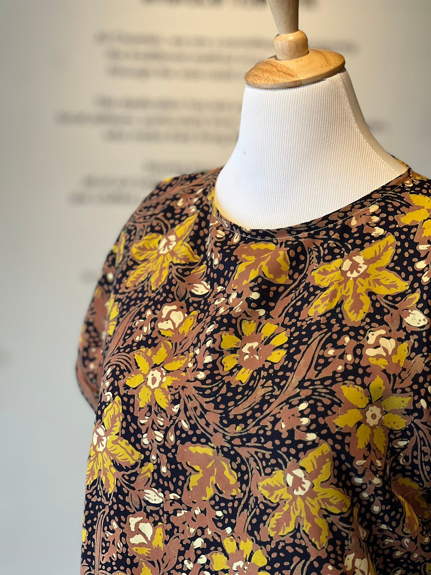 Marie Batik Top 13