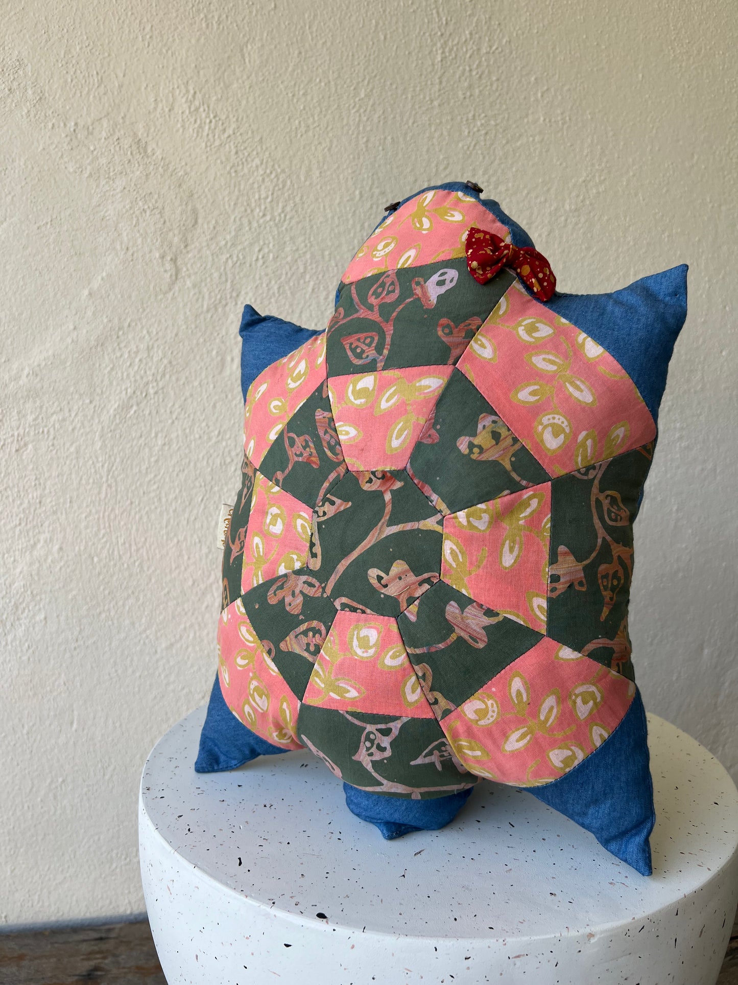 Turtle Baya Batik Patcwork Pillow 01