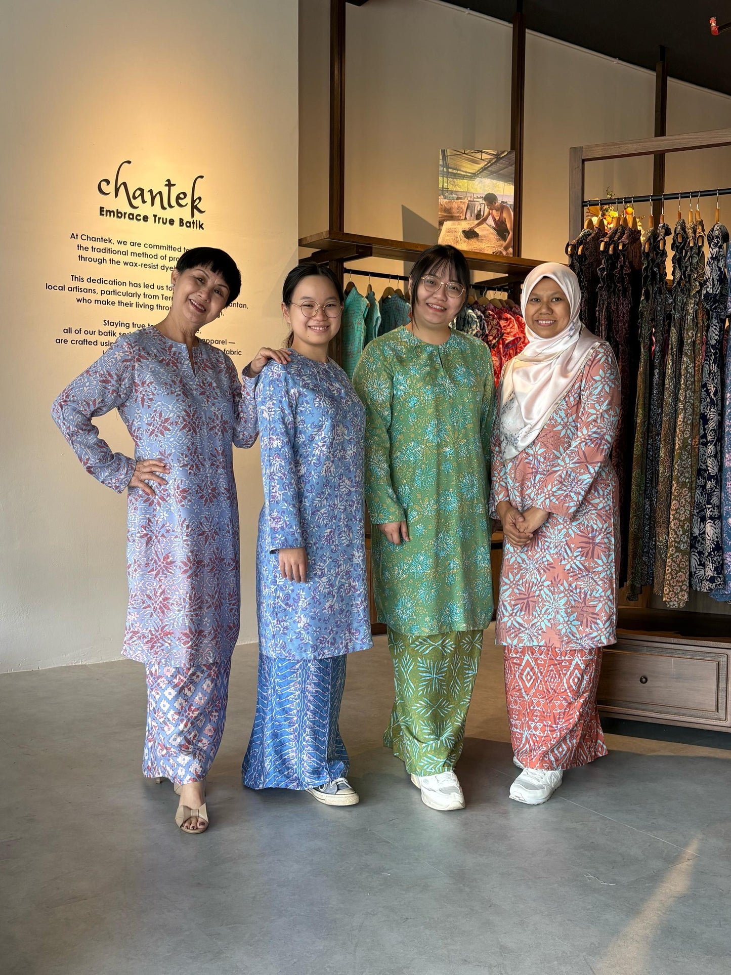 Baju Kurung Suraya (Exclusive) 18