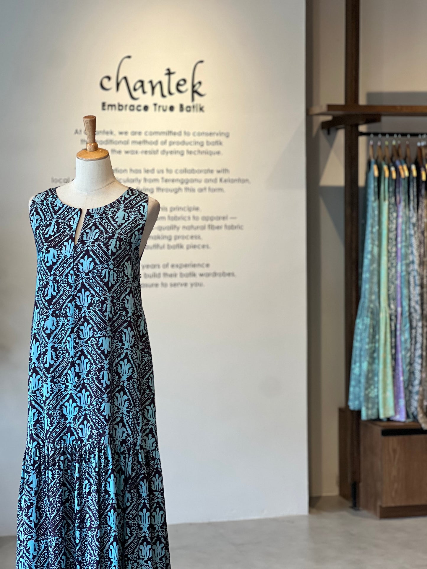 Lyna Maxi Dress Exclusive 57