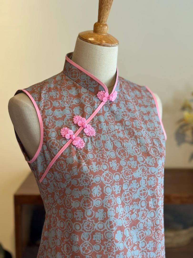 Sleeveless Qipao Top 09
