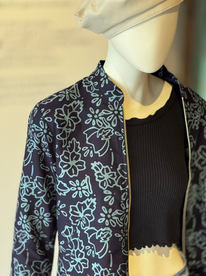 The "R" Jacket - 02