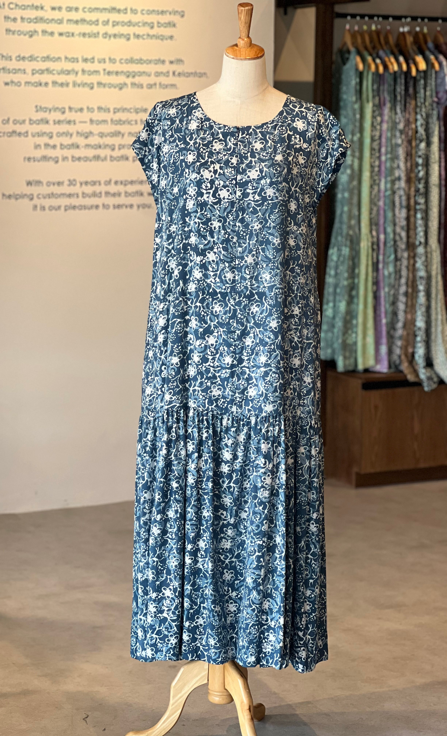 Lyna Maxi Dress Exclusive 64