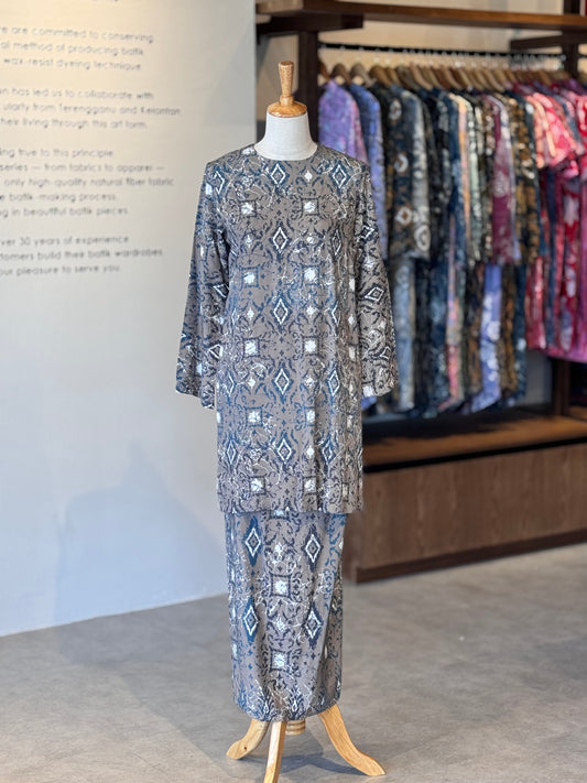 Baju Kurung Suraya - 11
