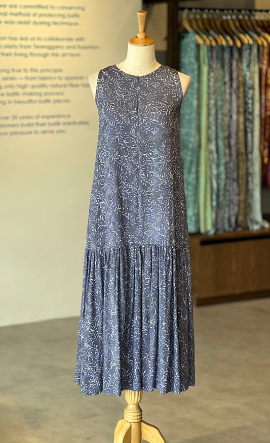 Lyna Maxi Dress Exclusive 33