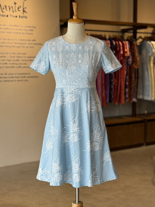 Alice Dress 01