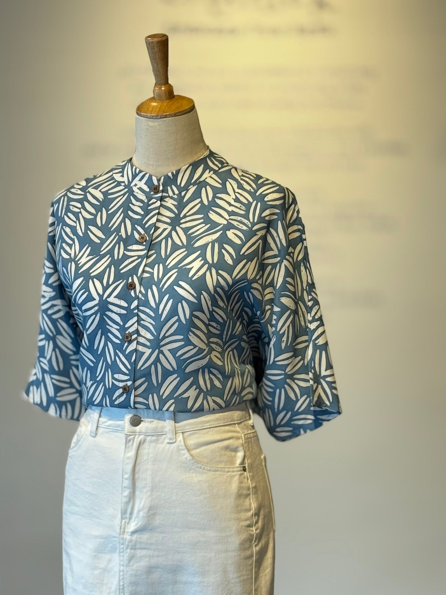 Cardigan Shirt - 66