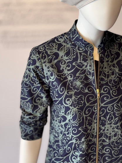 The "R" Jacket - 03