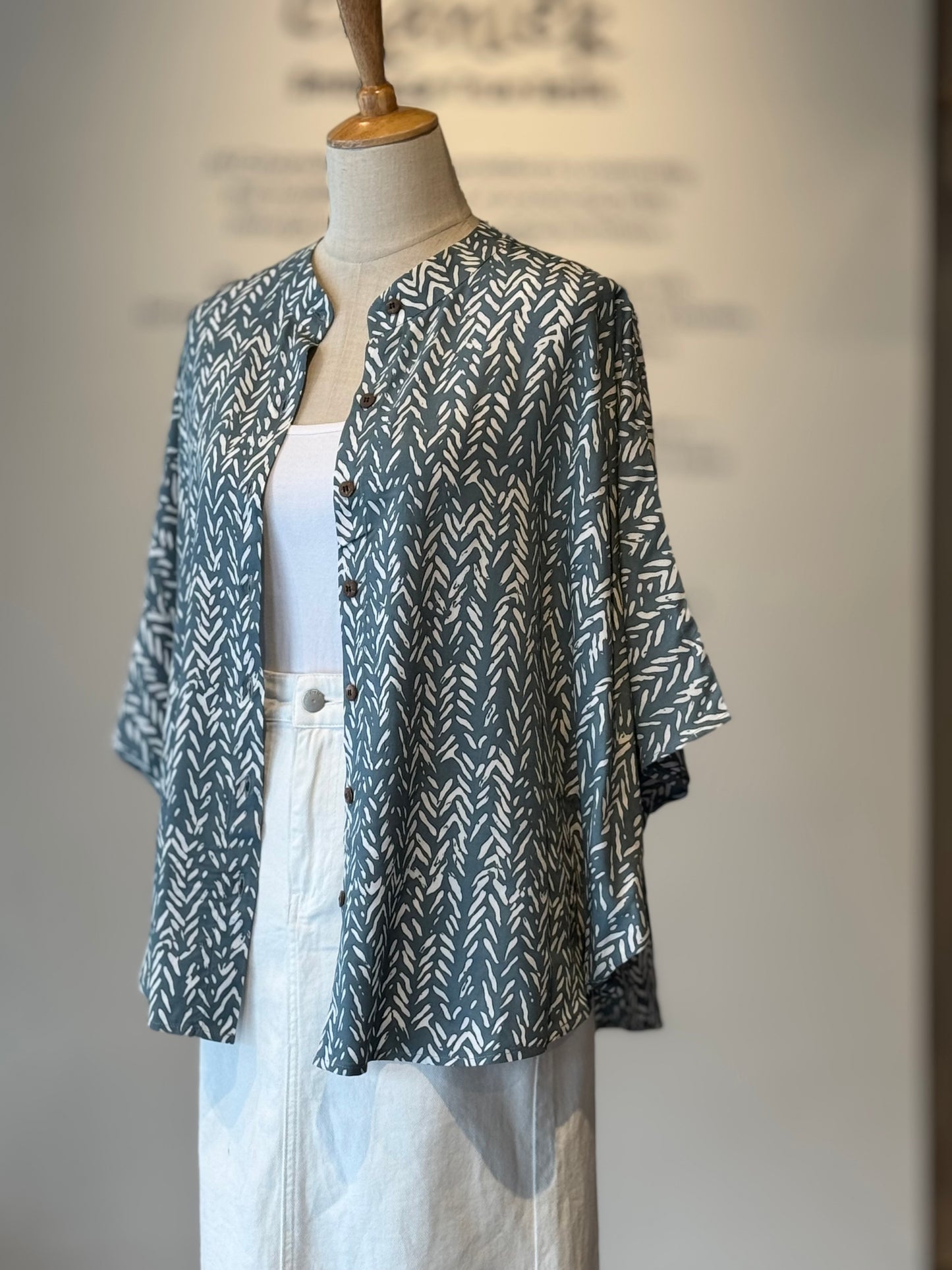 Cardigan Shirt - 35