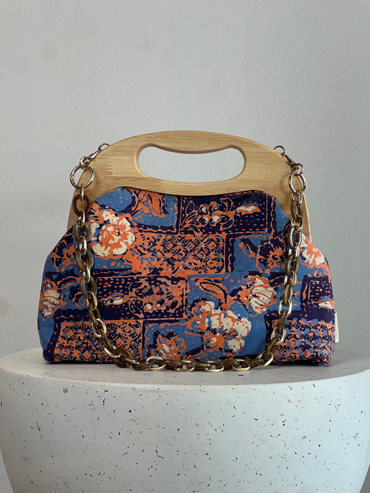 Wooden Frame Kisslock Sling Bag (medium) -06