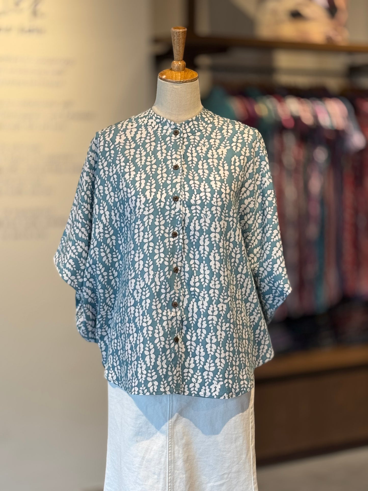 Cardigan Shirt - 80