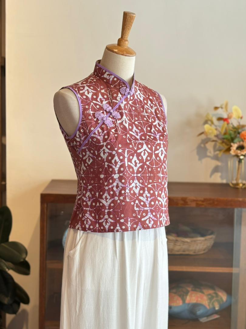 Sleeveless Qipao Top 10