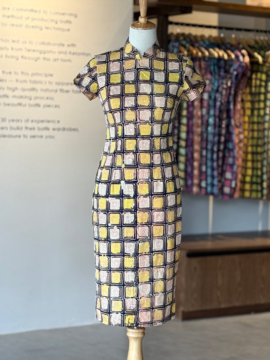 Luna Qipao Dress (with sleeve) 03