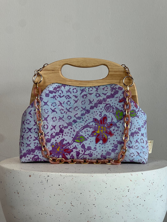 Wooden Frame Kisslock Sling Bag (medium) -08