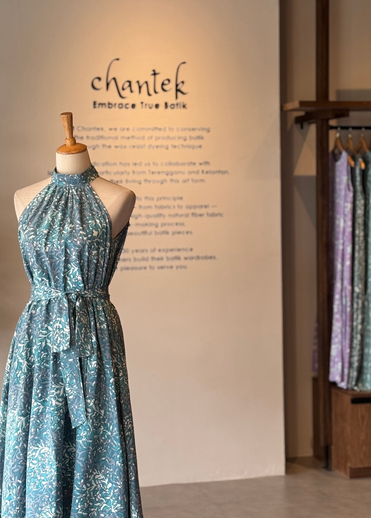 Maya Halter Neck Maxi Dress (Exclusive) - 05