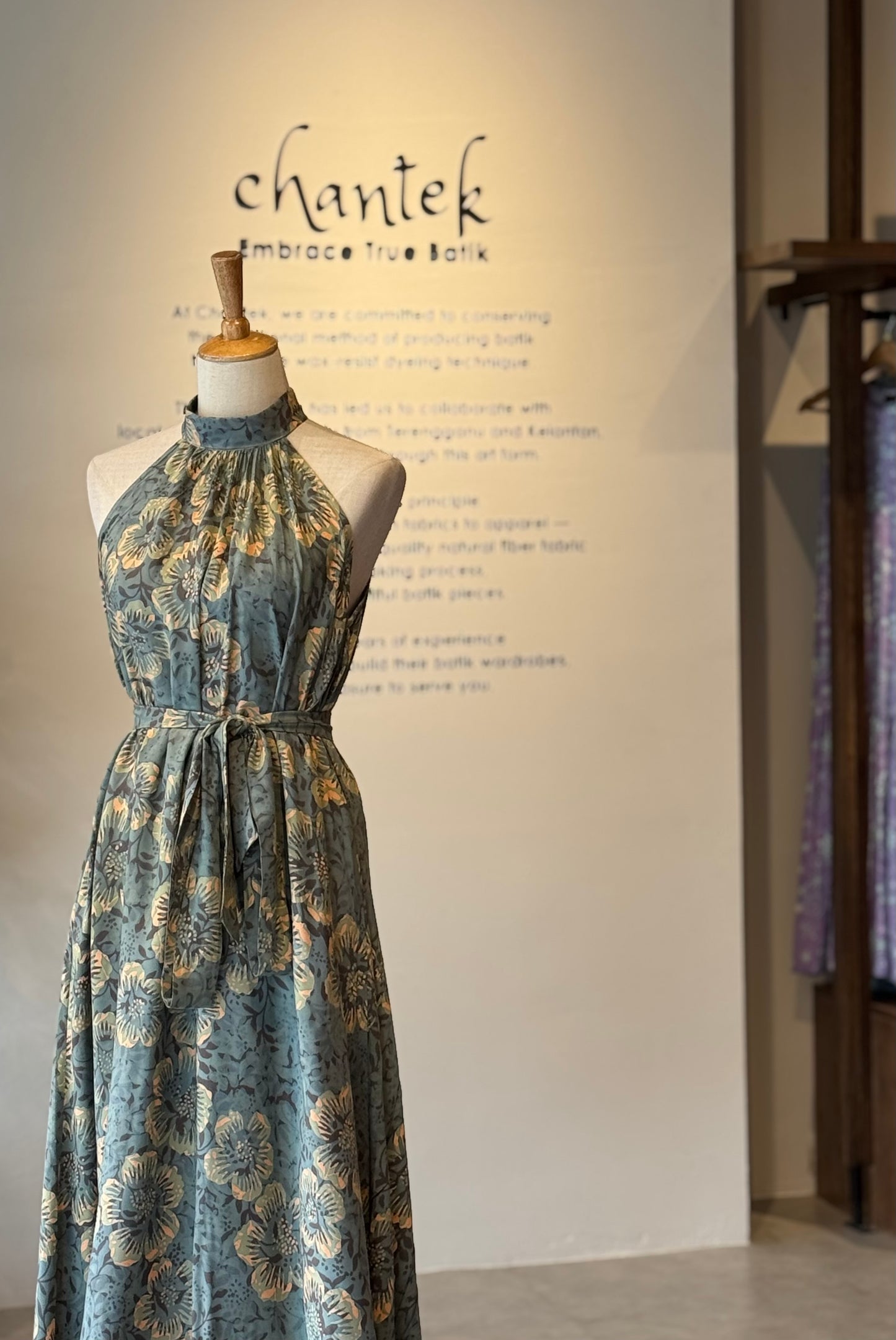 Maya Halter Neck Maxi Dress (Exclusive) - 10