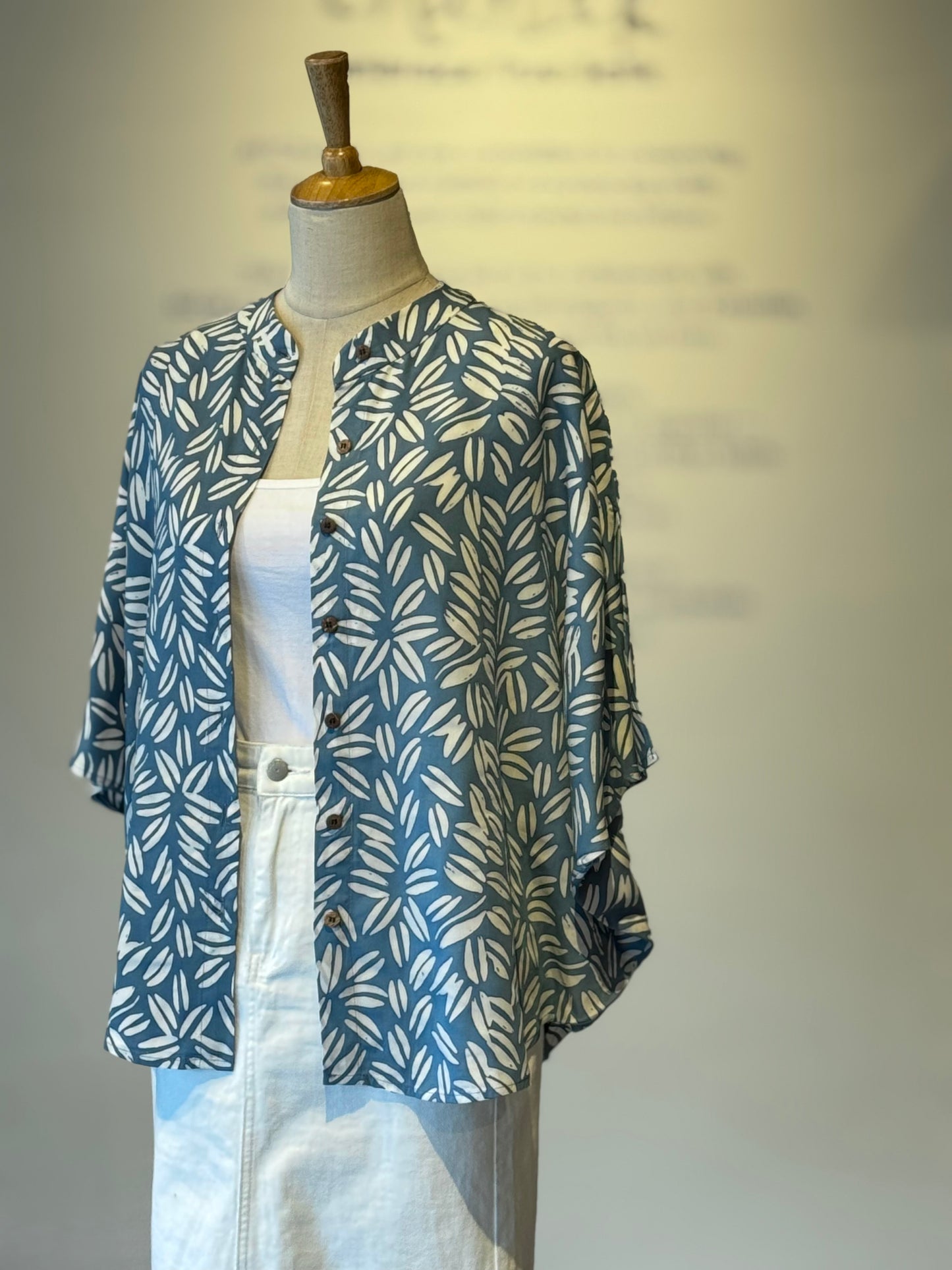 Cardigan Shirt - 66
