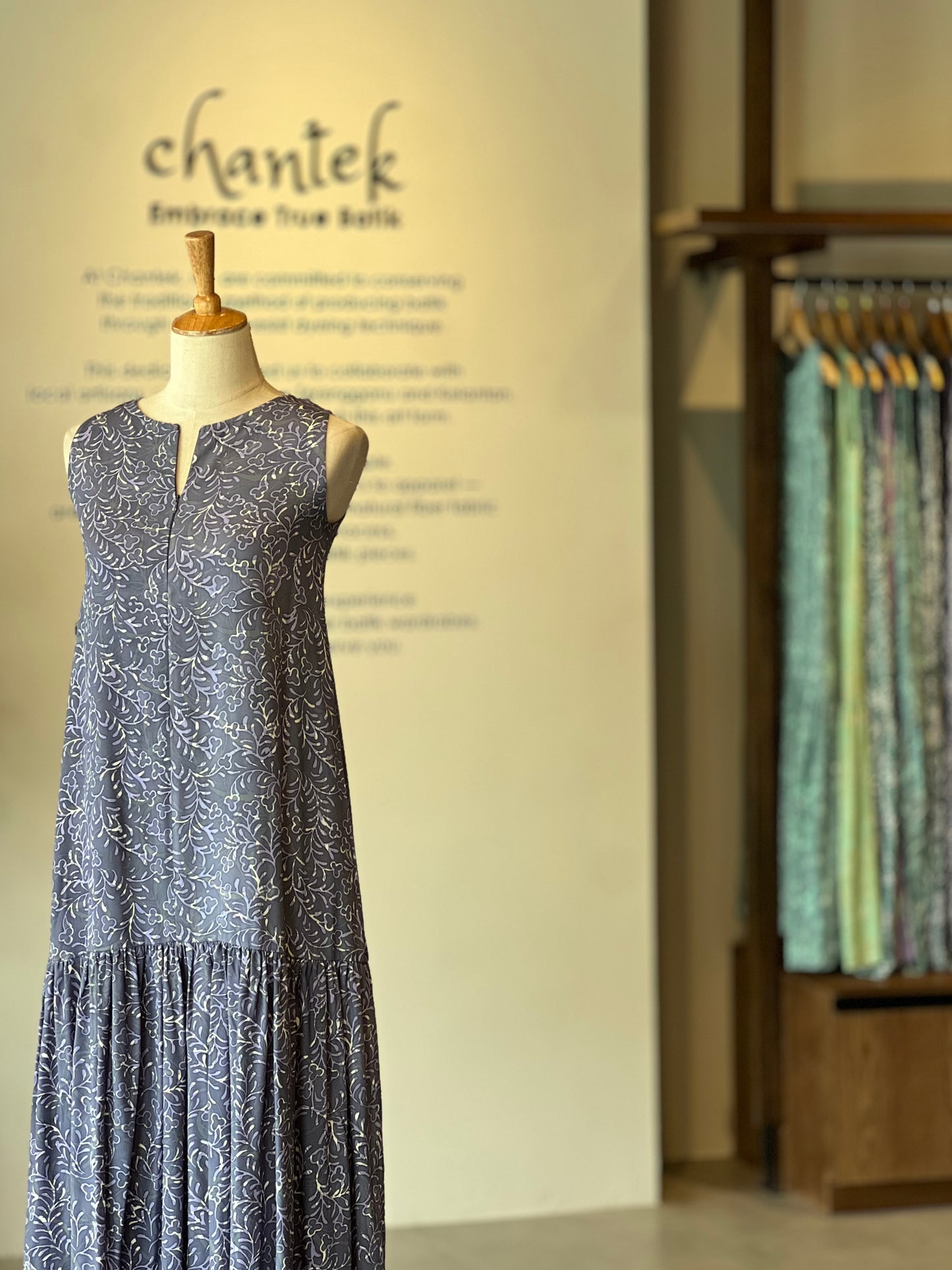 Lyna Maxi Dress Exclusive 33