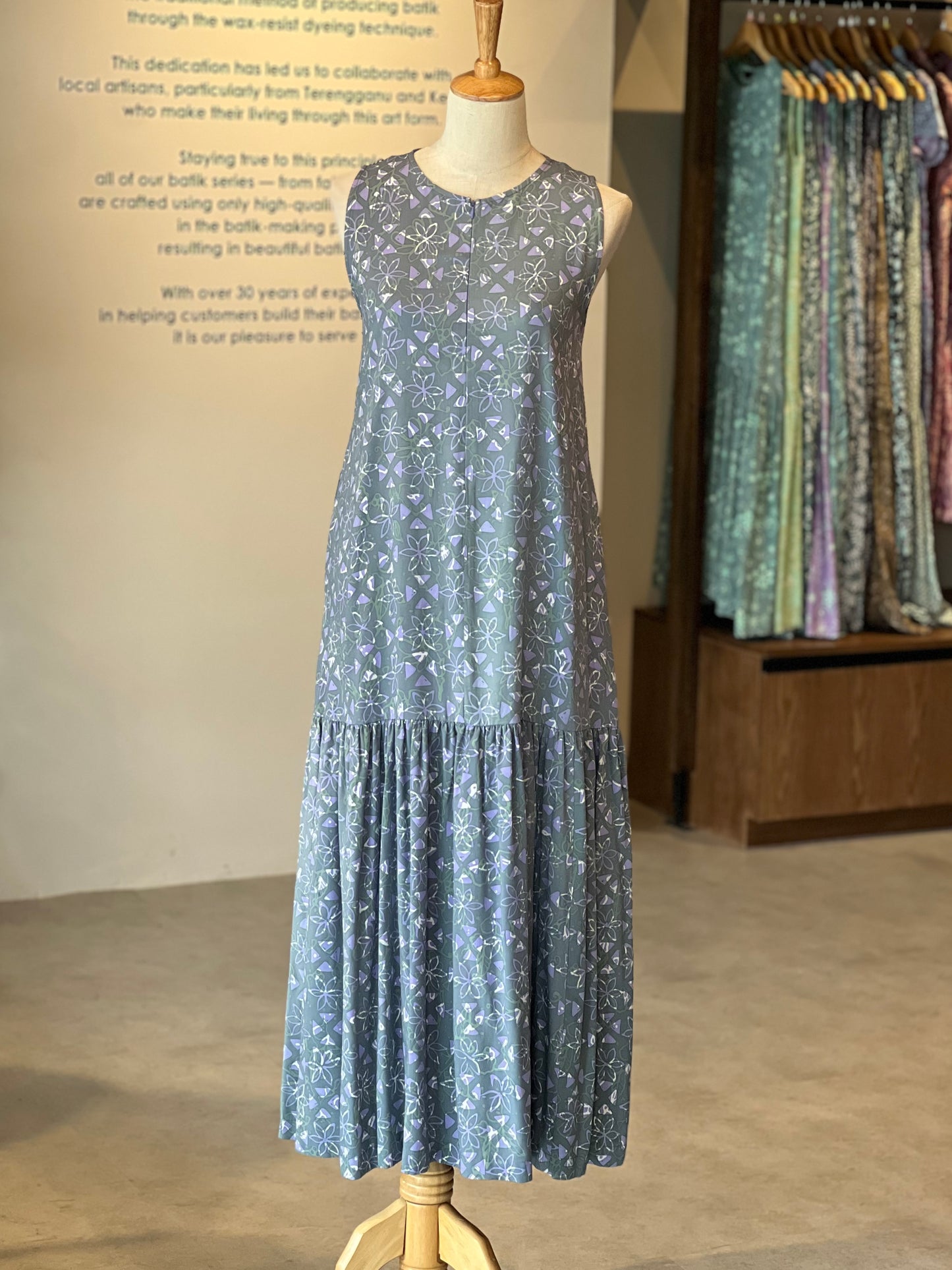 Lyna Maxi Dress Exclusive 53