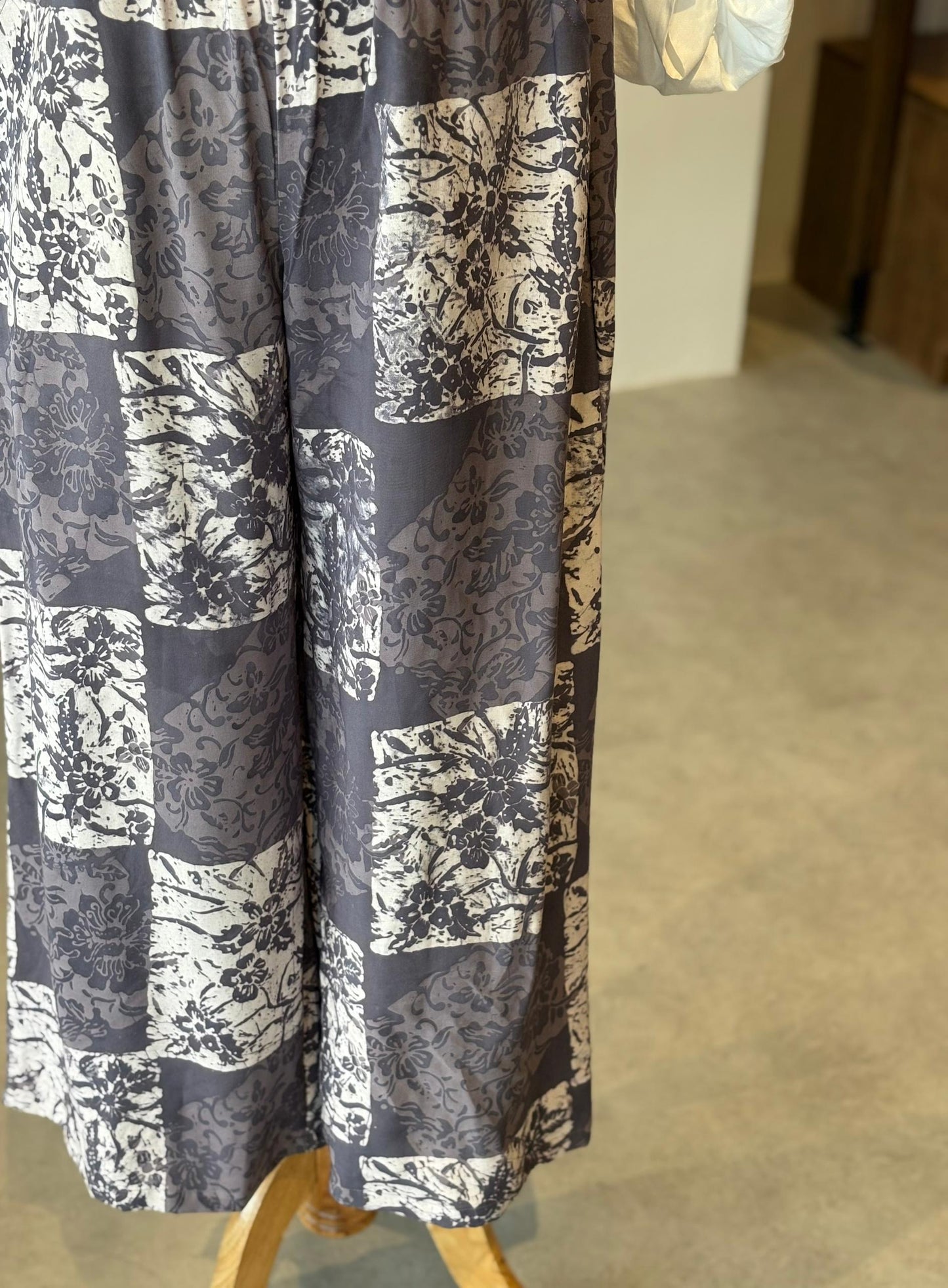 Bella Palazzo Pants 11