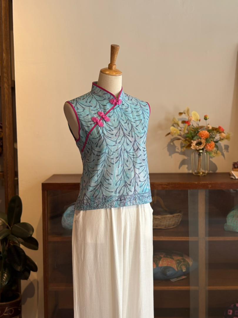 Sleeveless Qipao Top 19