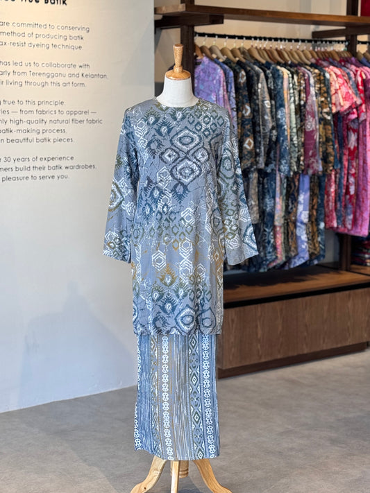 Baju Kurung Suraya - 09