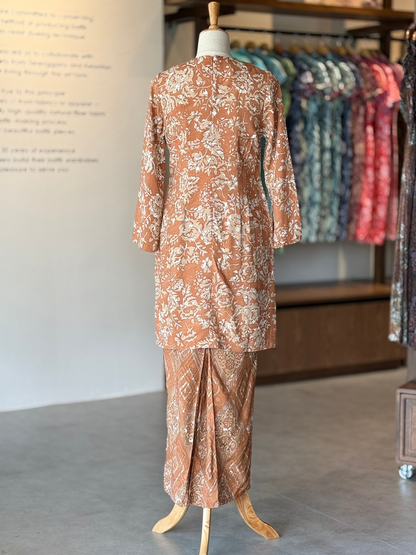 Baju Kurung Suraya (Exclusive) 04