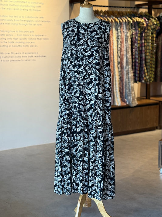 Lyna Maxi Dress - 11