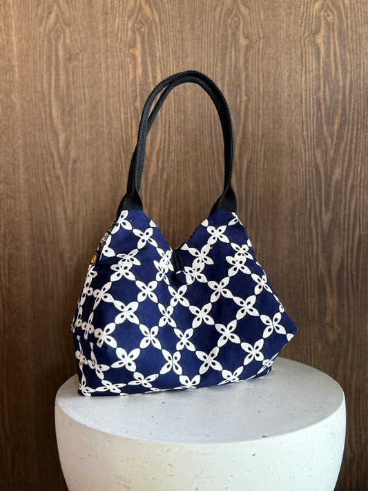 Julia Reversible Batik Handbag - 05